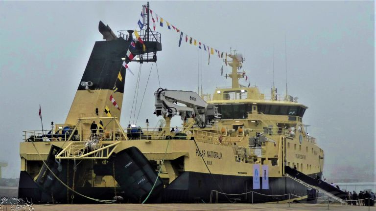 POLAR NATTORALIK photo