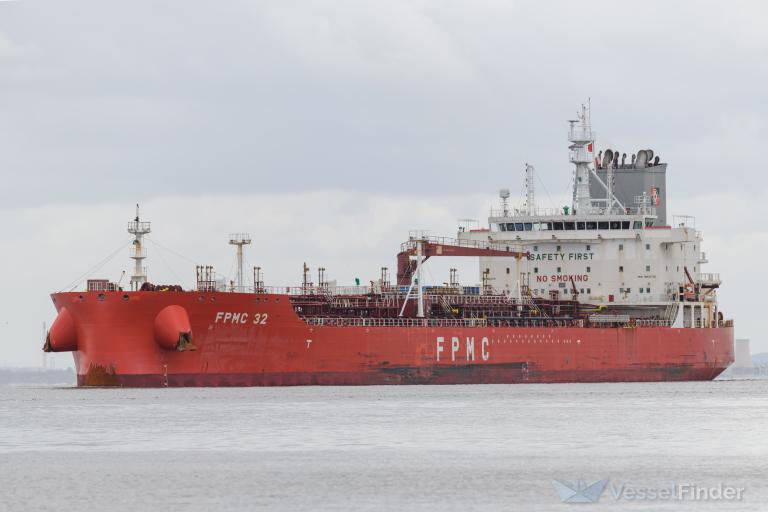 ship photo
