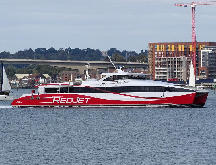 RED JET 7