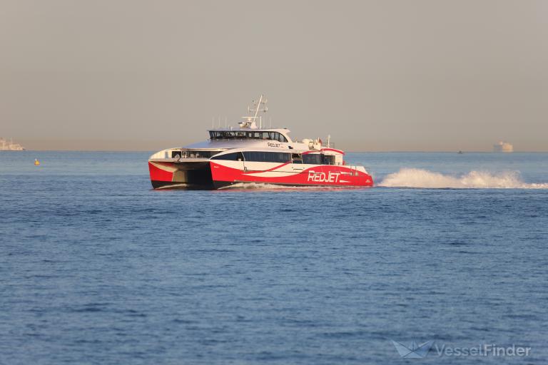 RED JET 7