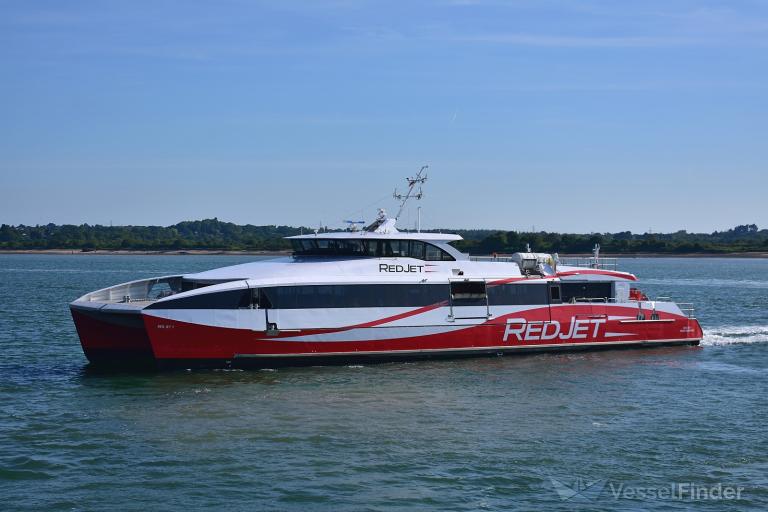 RED JET 7