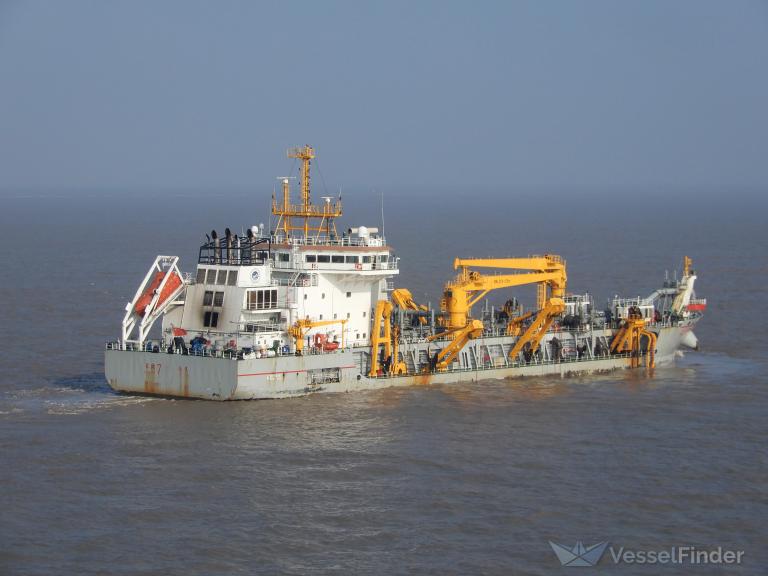 ship photo