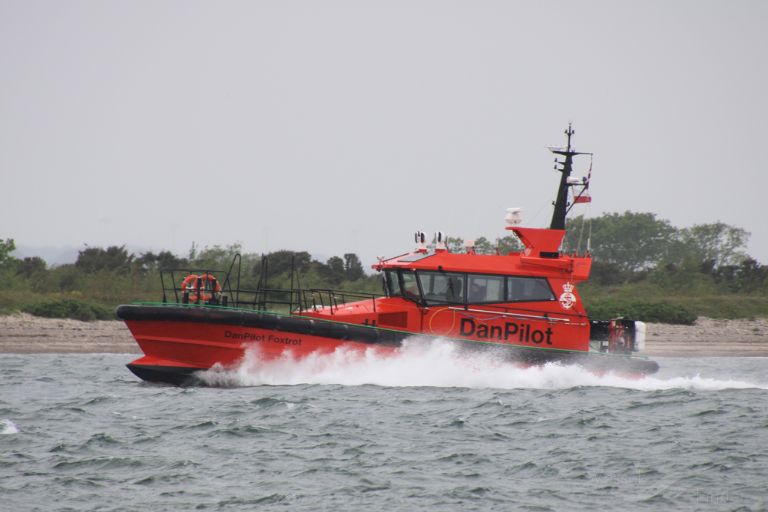 ship photo