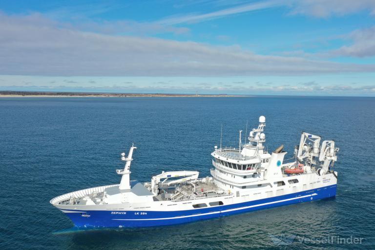 ship photo