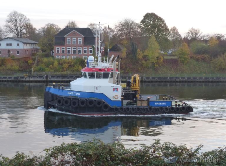 EMS TUG photo