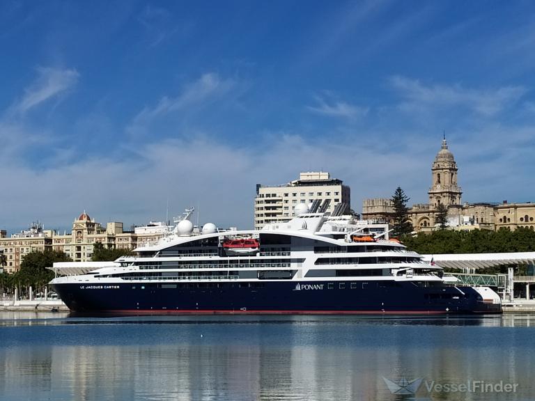 LE JACQUES CARTIER Passenger Cruise Ship Details and current