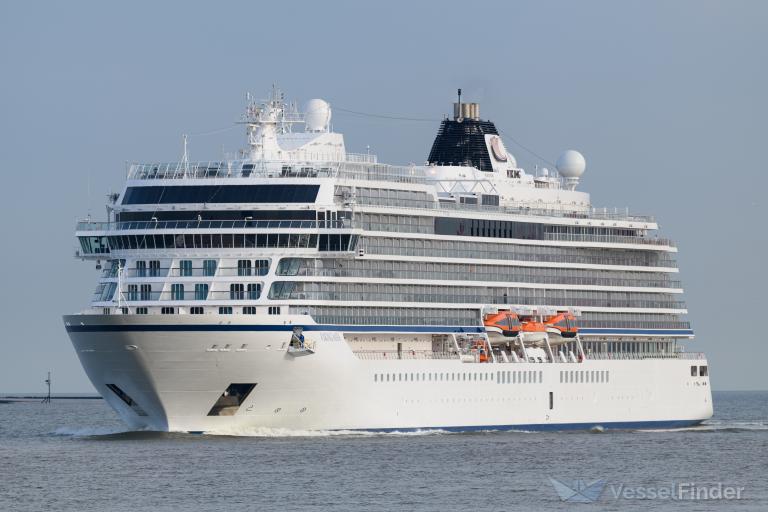 ship photo