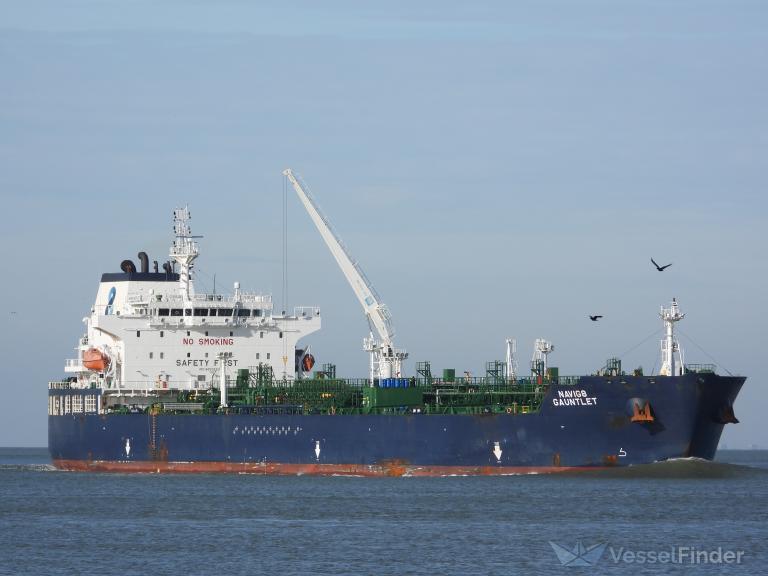 NAVIG8 GAUNTLET photo