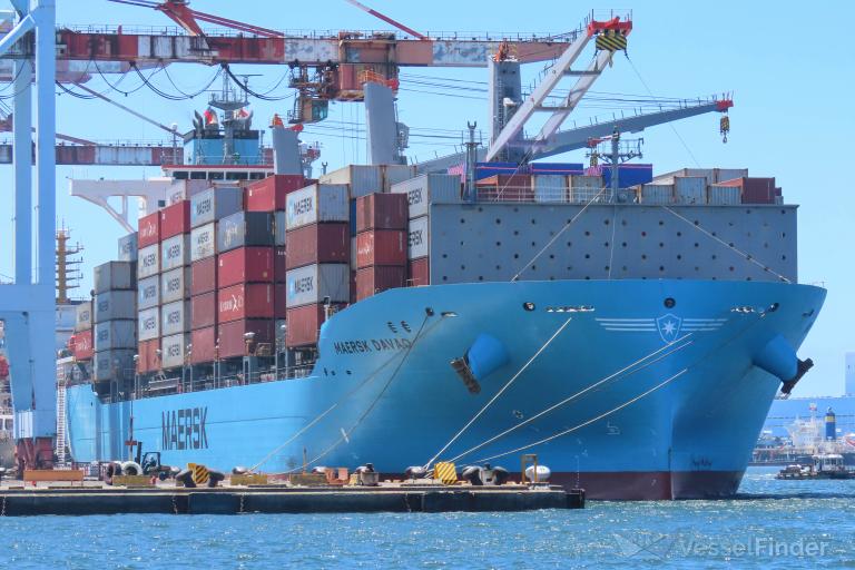 MAERSK DAVAO photo