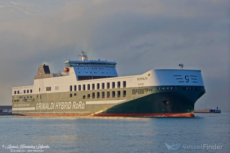 ship photo