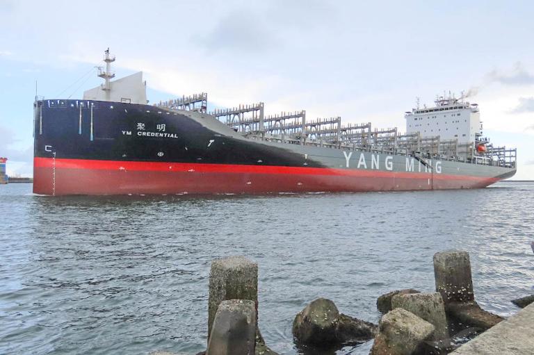 Ym Credential Container Ship Details And Current Position Imo Mmsi Vesselfinder