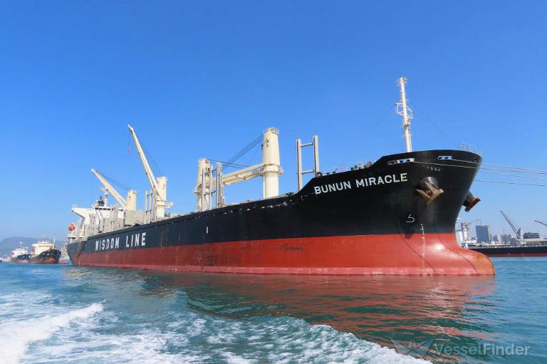 【buuun(•ө•)⚓︎】 BUNUN MIRACLE, Bulk Carrier - Details and current position