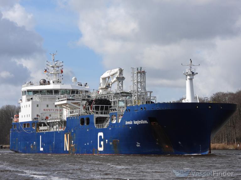 ship photo