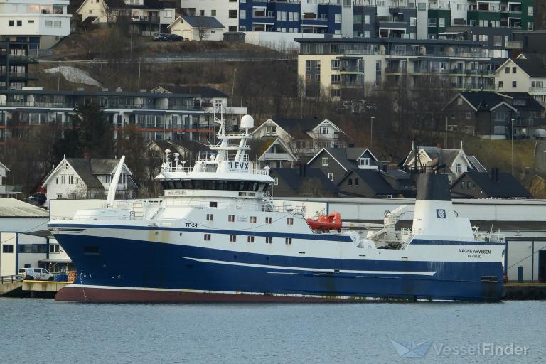 ship photo