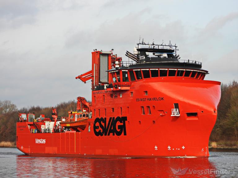 ship photo