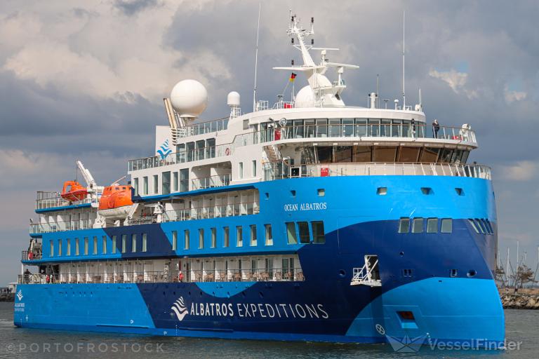 OCEAN ALBATROS photo