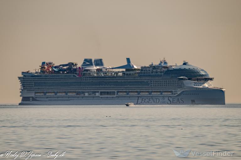 LEGEND OF THE SEAS