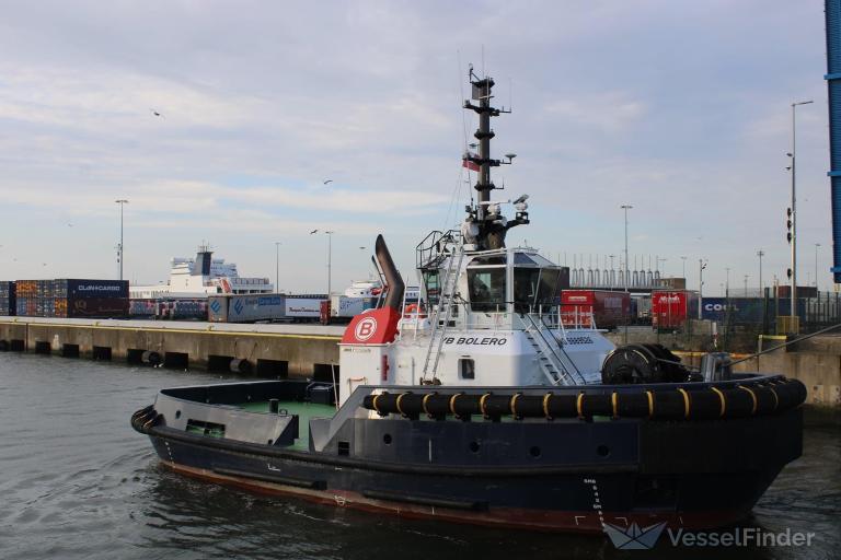 ship photo