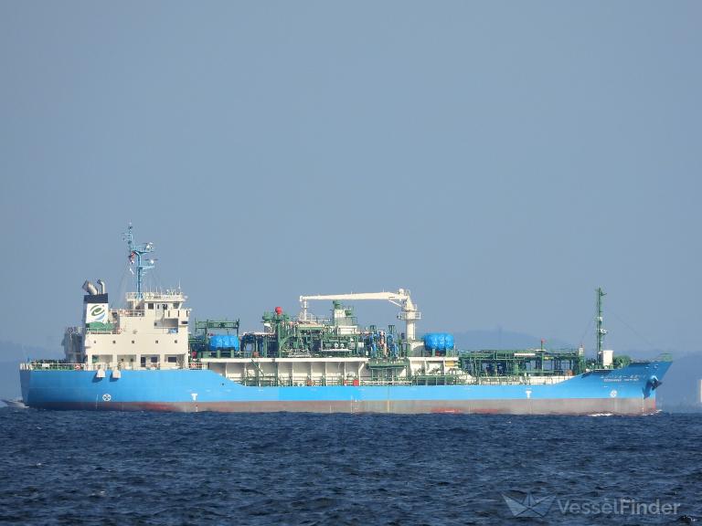 ECOBUNKER TOKYO BAY photo