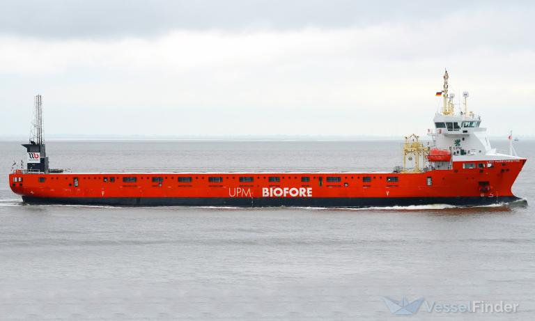 ship photo