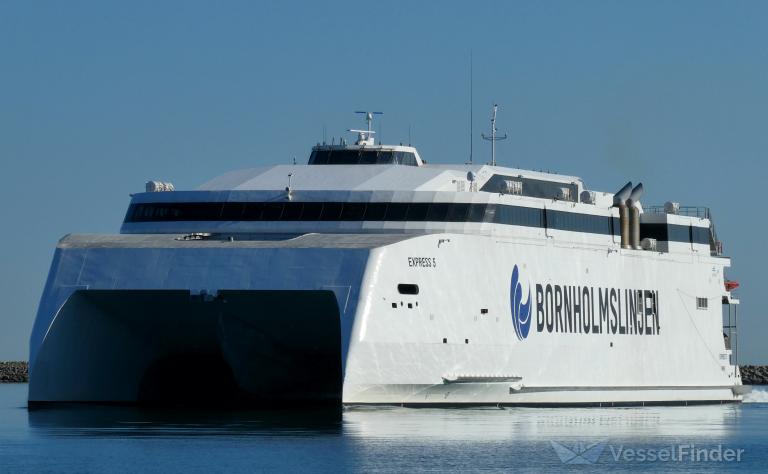 EXPRESS 5 photo