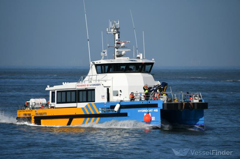 HYDROCAT 48 photo