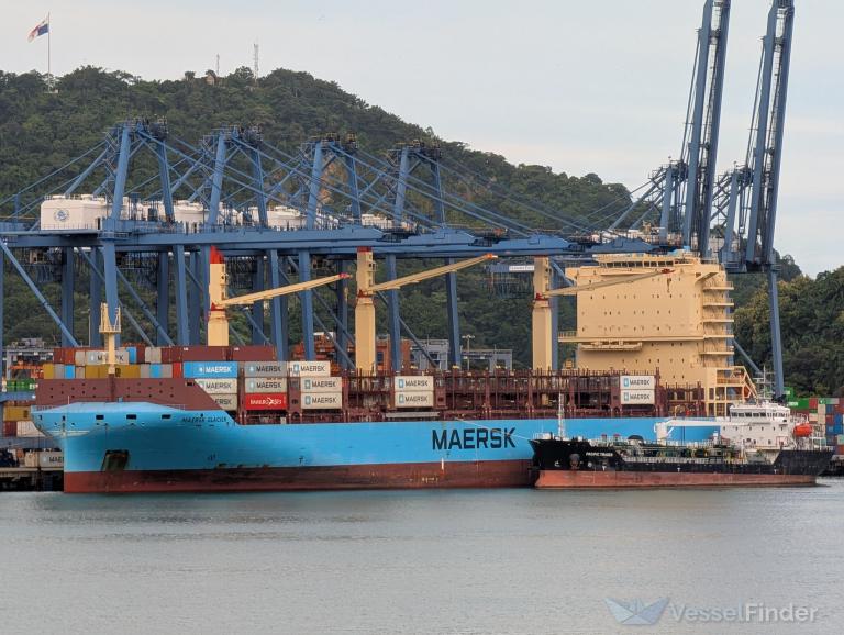 MAERSK GLACIER photo