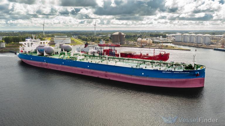 ANTONIS I.ANGELICOUS photo