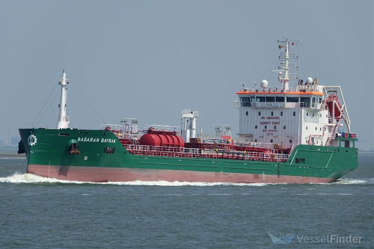 BASARAN BAYRAK photo