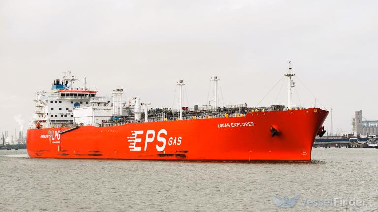 LOGAN EXPLORER photo