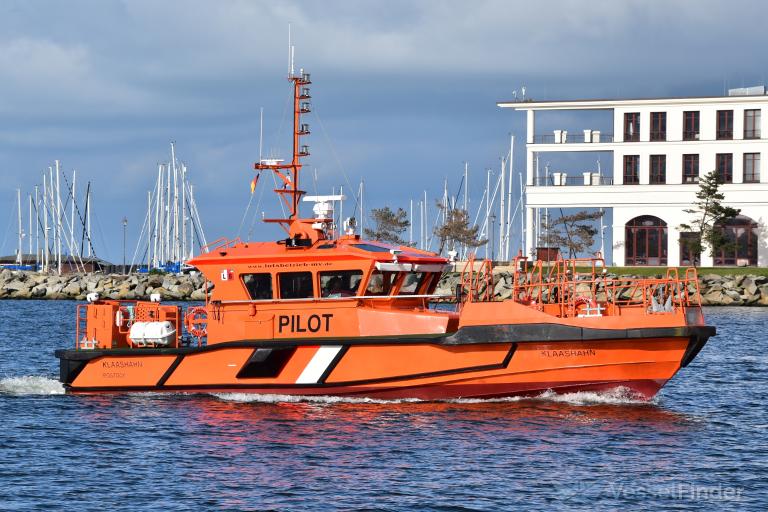 PILOT KLAASHAHN photo