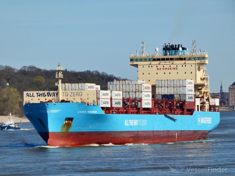 LAURA MAERSK photo