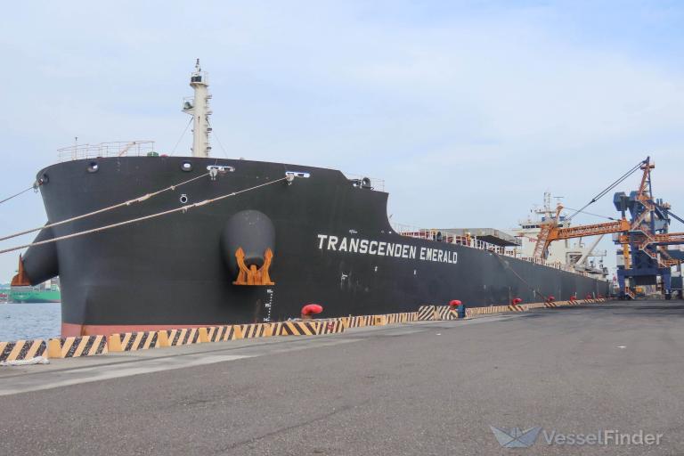 TRANSCENDEN EMERALD photo