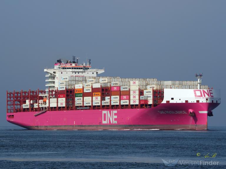 ship photo