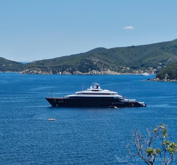 Φωτογραφία του πολυτελούς γιοτ DRIZZLE (91μ) - World Rank #80 superyacht