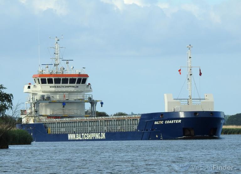 ship photo
