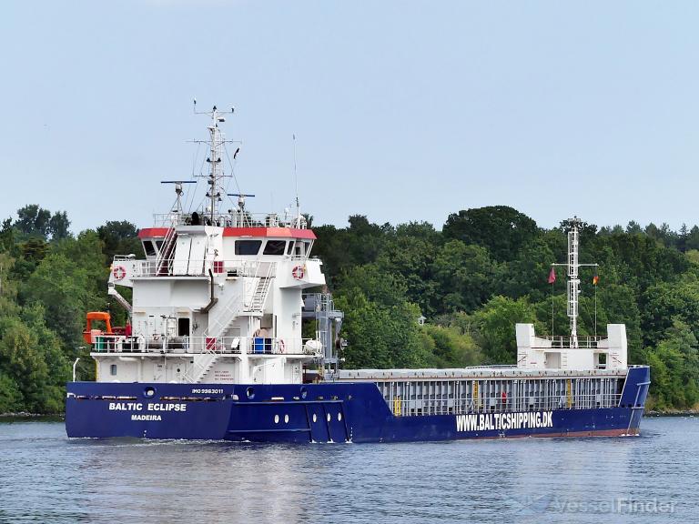 ship photo