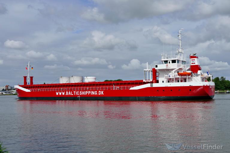 ship photo