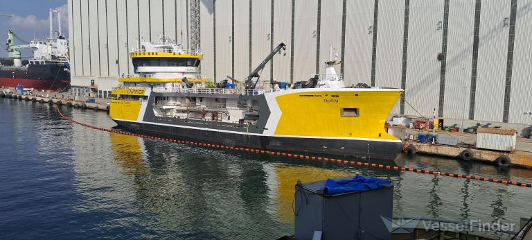 ship photo
