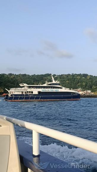 MISS OUTRE MER photo