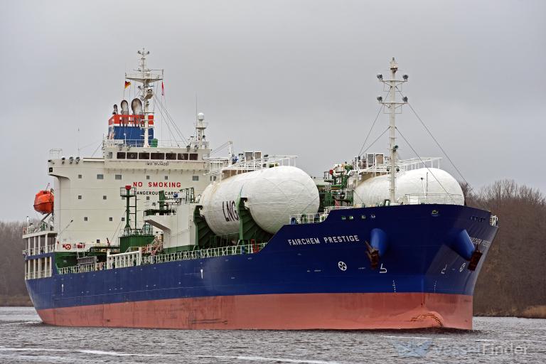 ship photo