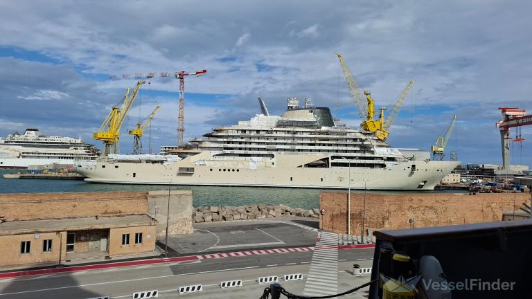 FOUR SEASONS I photo