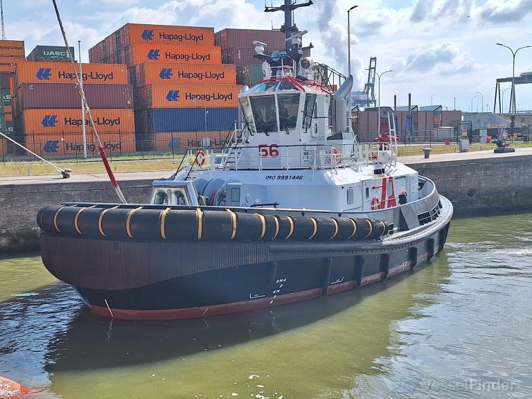 TUG 56 photo