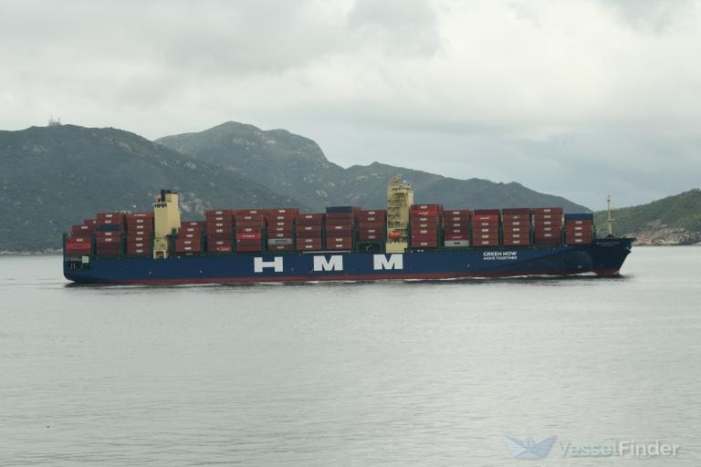 ship photo